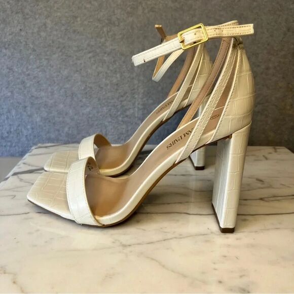 Dream Pairs Women’s Heels Open Toe Chunky Heel White size 8.5 - Picture 3 of 7